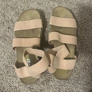 Light pink sandals